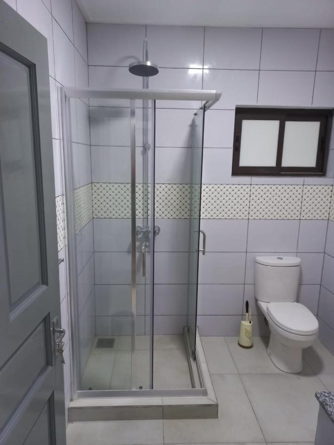 E&E Self Catering Beau Vallon (Mahe) Exterior foto