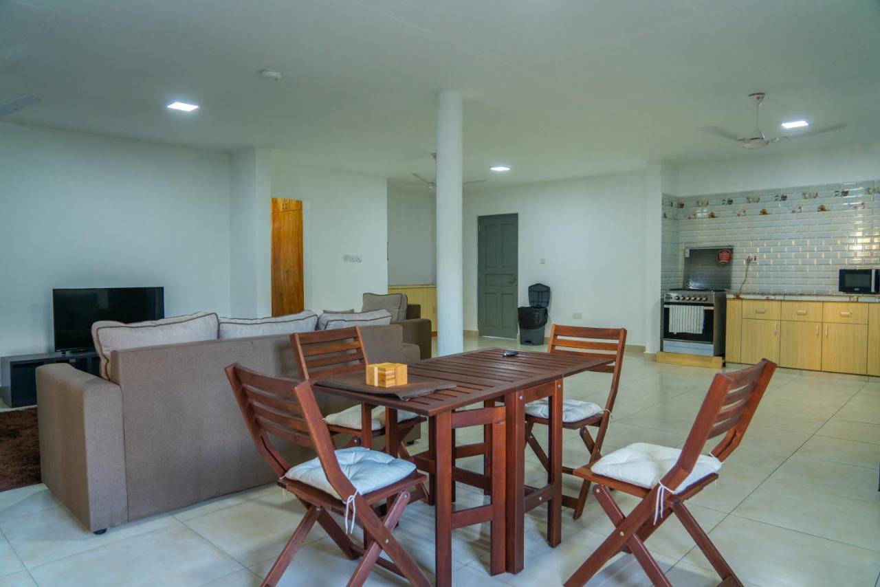 E&E Self Catering Beau Vallon (Mahe) Exterior foto