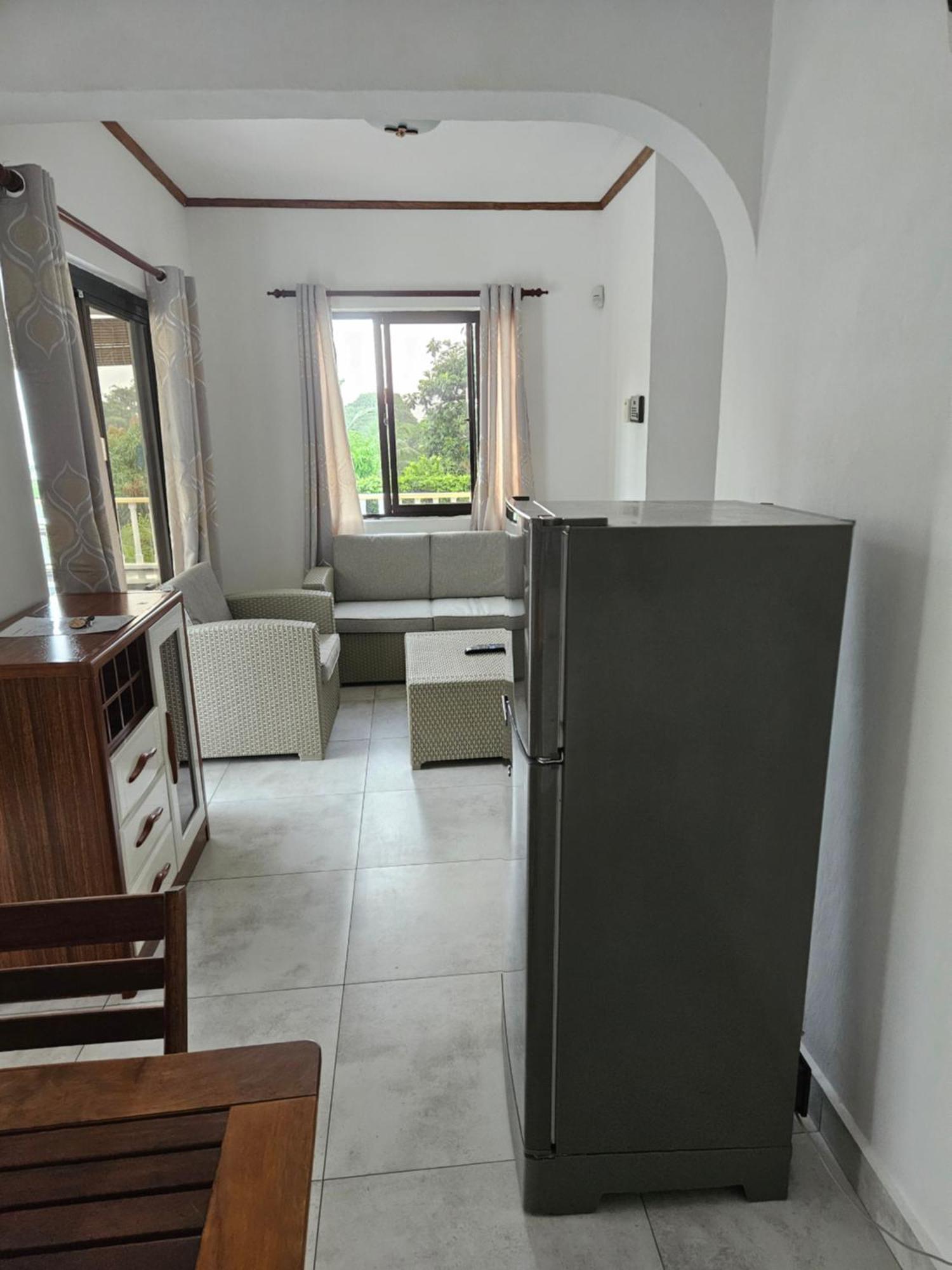 E&E Self Catering Beau Vallon (Mahe) Exterior foto
