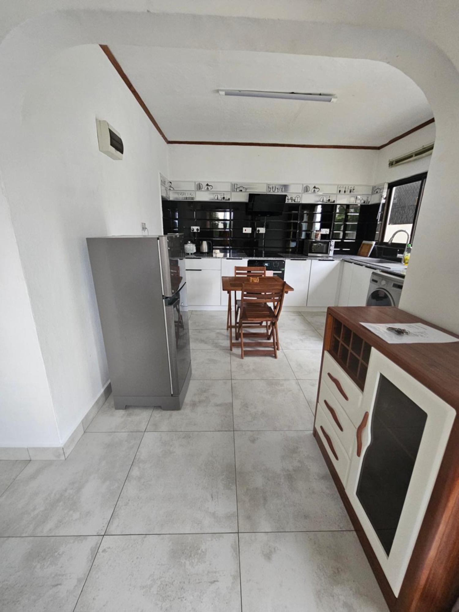 E&E Self Catering Beau Vallon (Mahe) Exterior foto